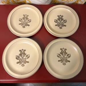 Set of 4 Pfaltzgraff Village 7" Salad Plates Stoneware Vintage Discontinued USA